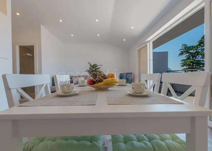 Seaview Penthouse Milano Daire *