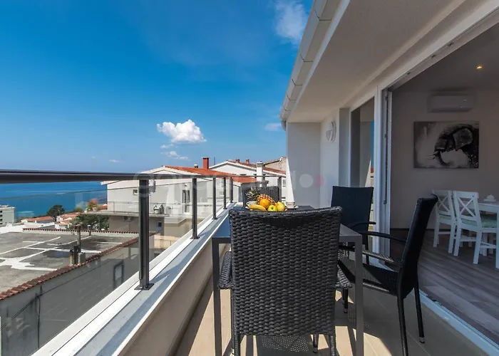 Seaview Penthouse Milano דירה מאקרסקה
